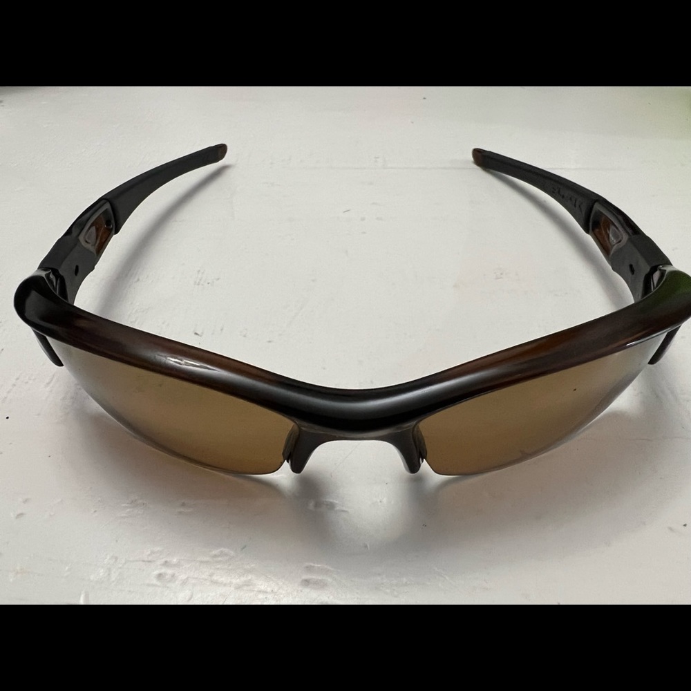 Oakley Flak Jacket sunglasses brown frames and polarized gold iridium lenses